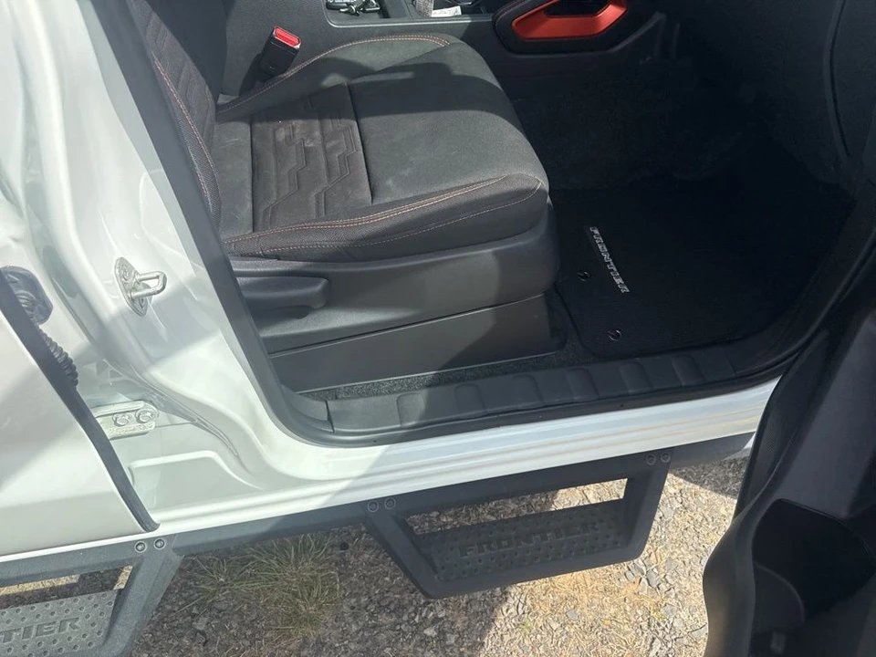 2022 Nissan Frontier 3rd Gen - Image 18 of 21