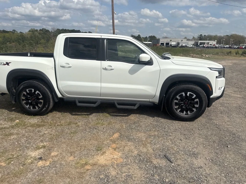2022 Nissan Frontier 3rd Gen - Image 4 of 21