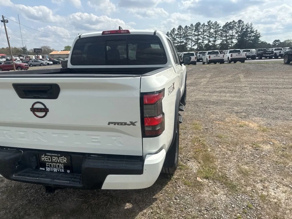 2022 Nissan Frontier 3rd Gen - Image 5 of 21