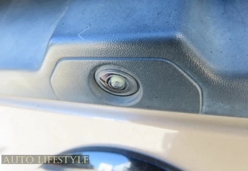 2022 Nissan Frontier 3rd Gen - Image 16 of 21