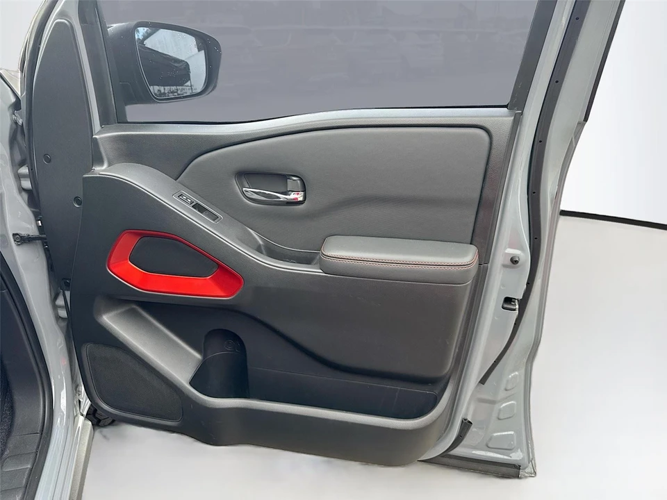 2022 Nissan Frontier 3rd Gen - Image 16 of 16