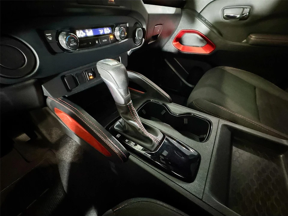 2022 Nissan Frontier 3rd Gen - Image 13 of 31