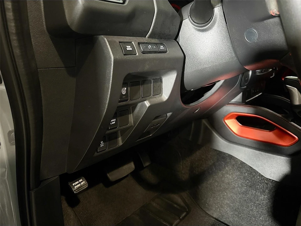 2022 Nissan Frontier 3rd Gen - Image 7 of 31