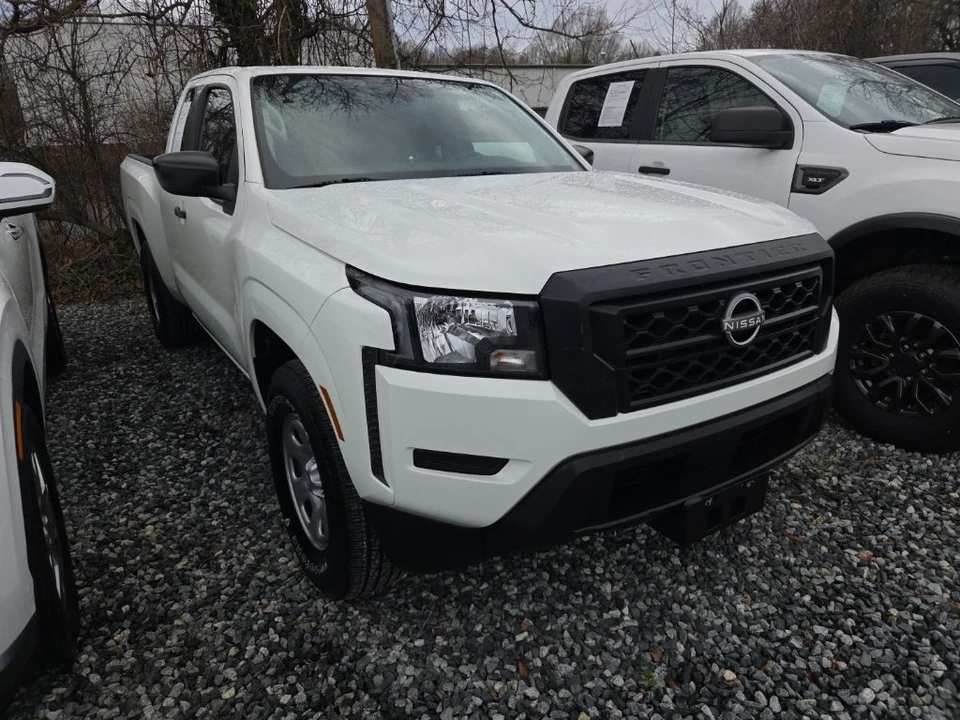 2022 Nissan Frontier 3rd Gen - Image 2 of 4