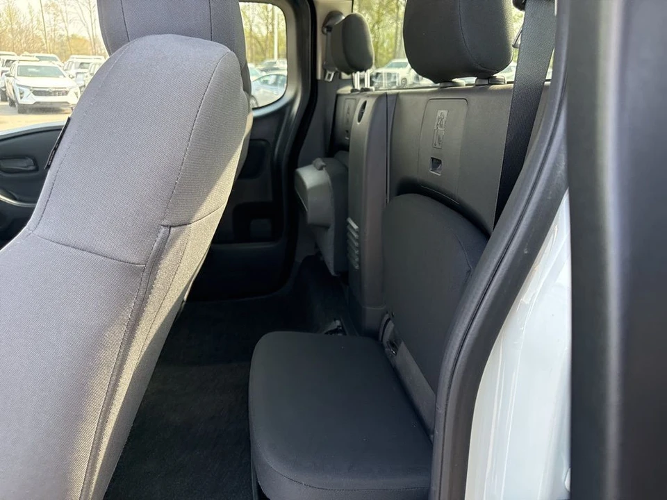2022 Nissan Frontier 3rd Gen - Image 10 of 31