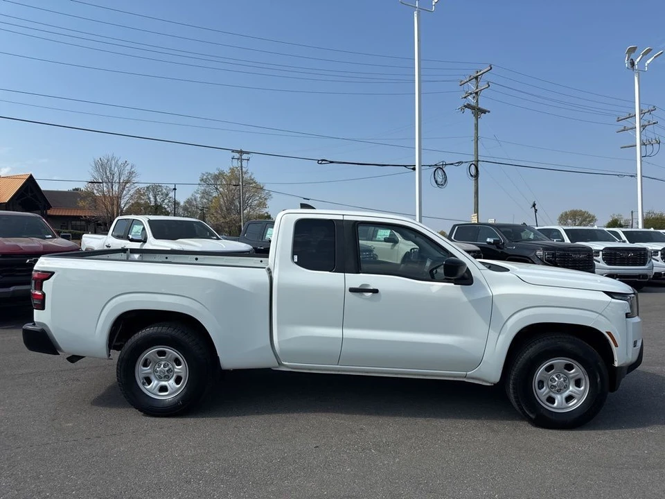 2022 Nissan Frontier 3rd Gen - Image 6 of 31