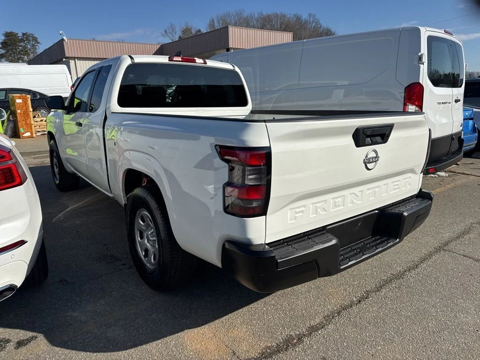 2022 Nissan Frontier 3rd Gen - Image 4 of 4