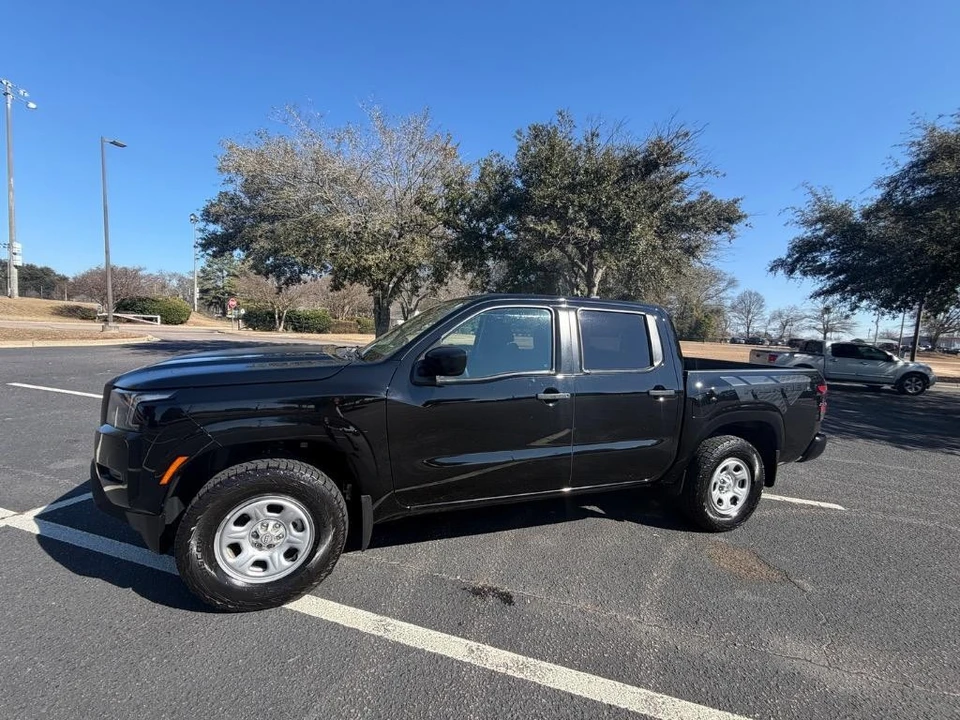 2022 Nissan Frontier 3rd Gen - Image 2 of 21