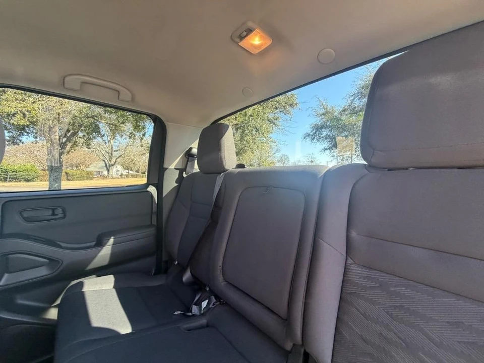 2022 Nissan Frontier 3rd Gen - Image 18 of 21