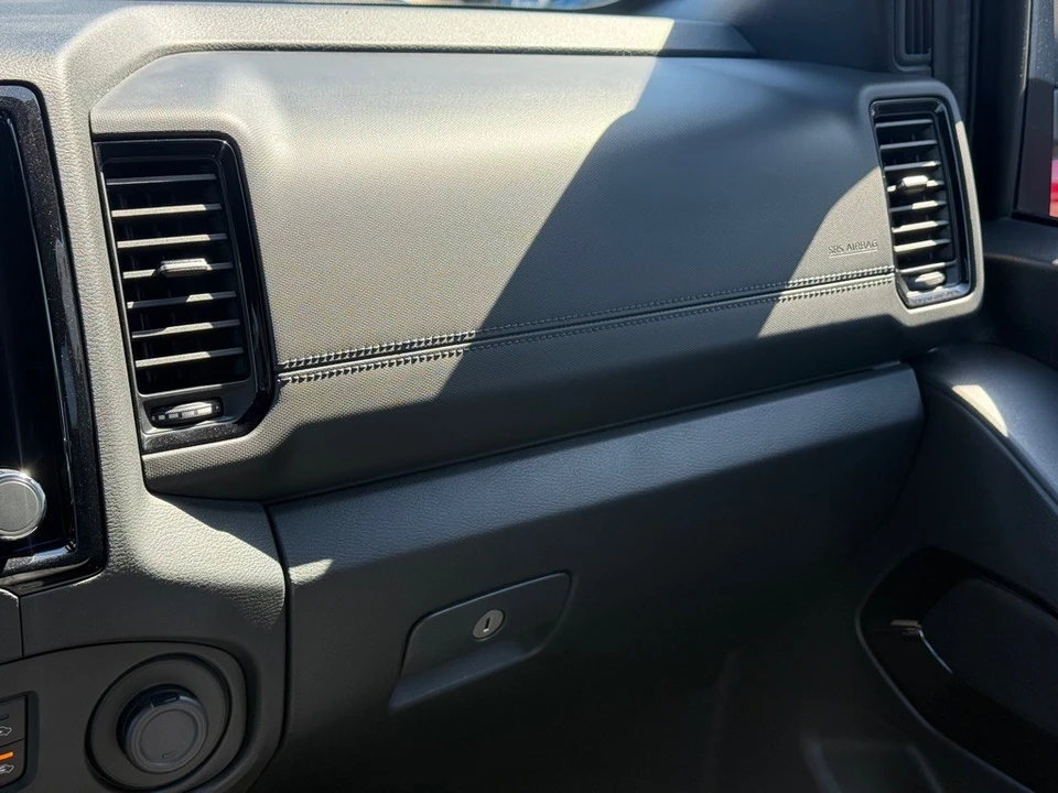 2022 Nissan Frontier 3rd Gen - Image 22 of 31