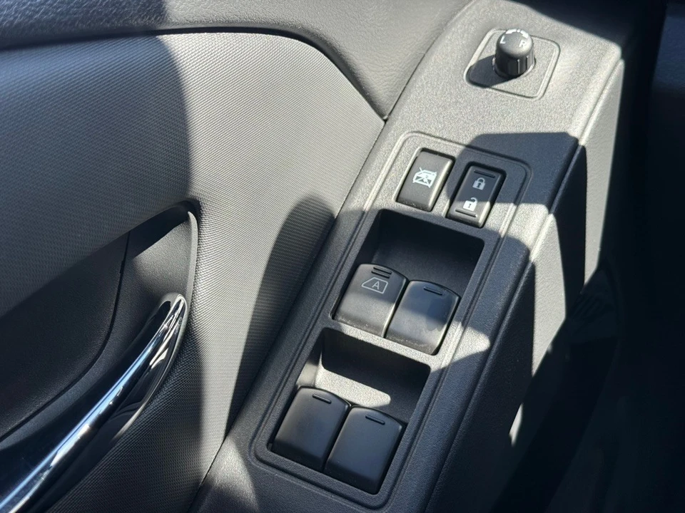 2022 Nissan Frontier 3rd Gen - Image 24 of 31