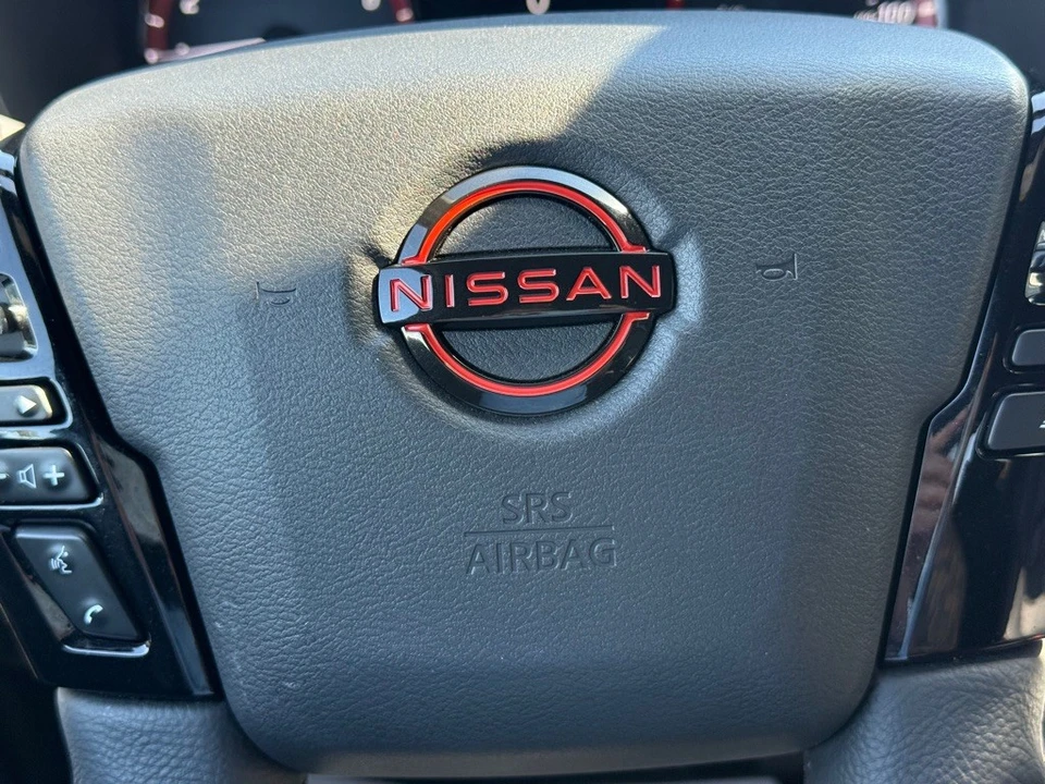 2022 Nissan Frontier 3rd Gen - Image 15 of 31