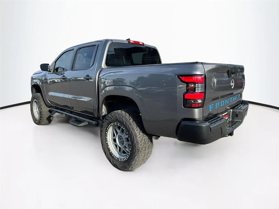 2022 Nissan Frontier 3rd Gen - Image 5 of 15