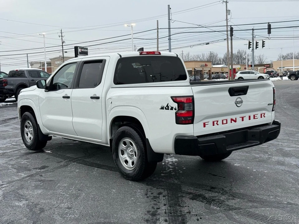 2022 Nissan Frontier 3rd Gen - Image 5 of 12