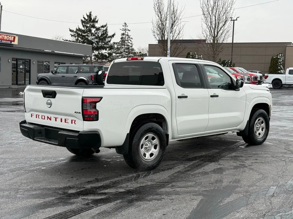 2022 Nissan Frontier 3rd Gen - Image 3 of 12