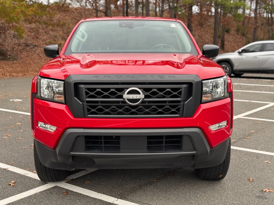 2022 Nissan Frontier 3rd Gen - Image 2 of 12