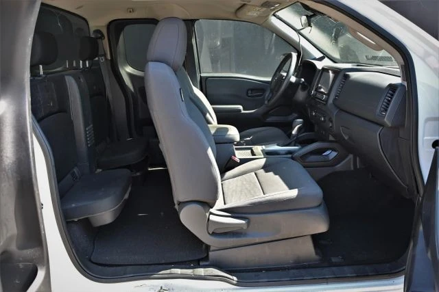 2022 Nissan Frontier 3rd Gen - Image 17 of 19