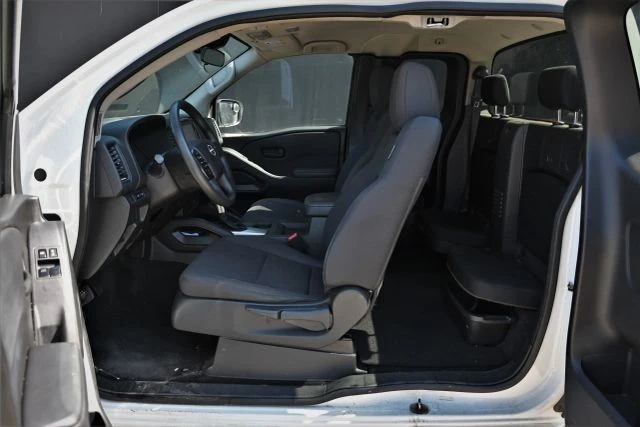 2022 Nissan Frontier 3rd Gen - Image 16 of 19