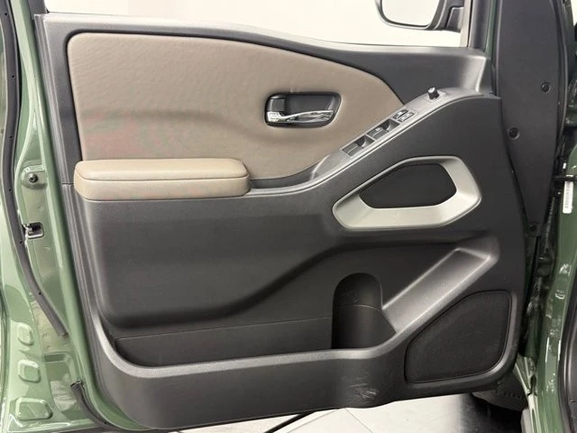 2022 Nissan Frontier 3rd Gen - Image 13 of 21