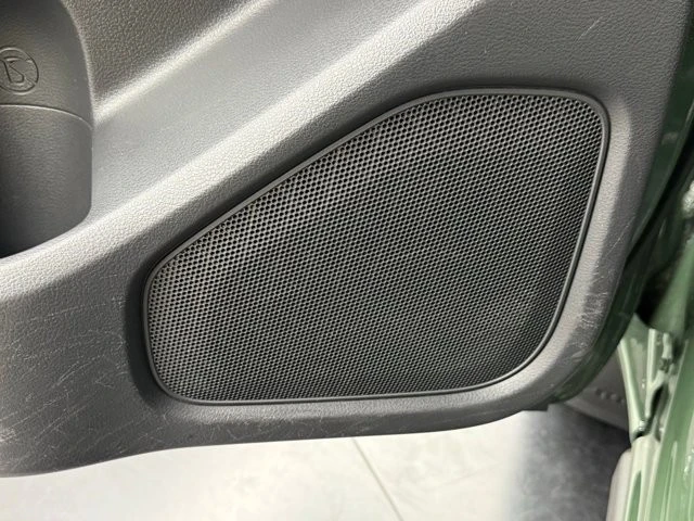2022 Nissan Frontier 3rd Gen - Image 15 of 21