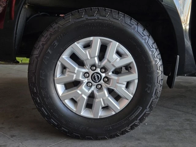 2022 Nissan Frontier 3rd Gen - Image 5 of 12