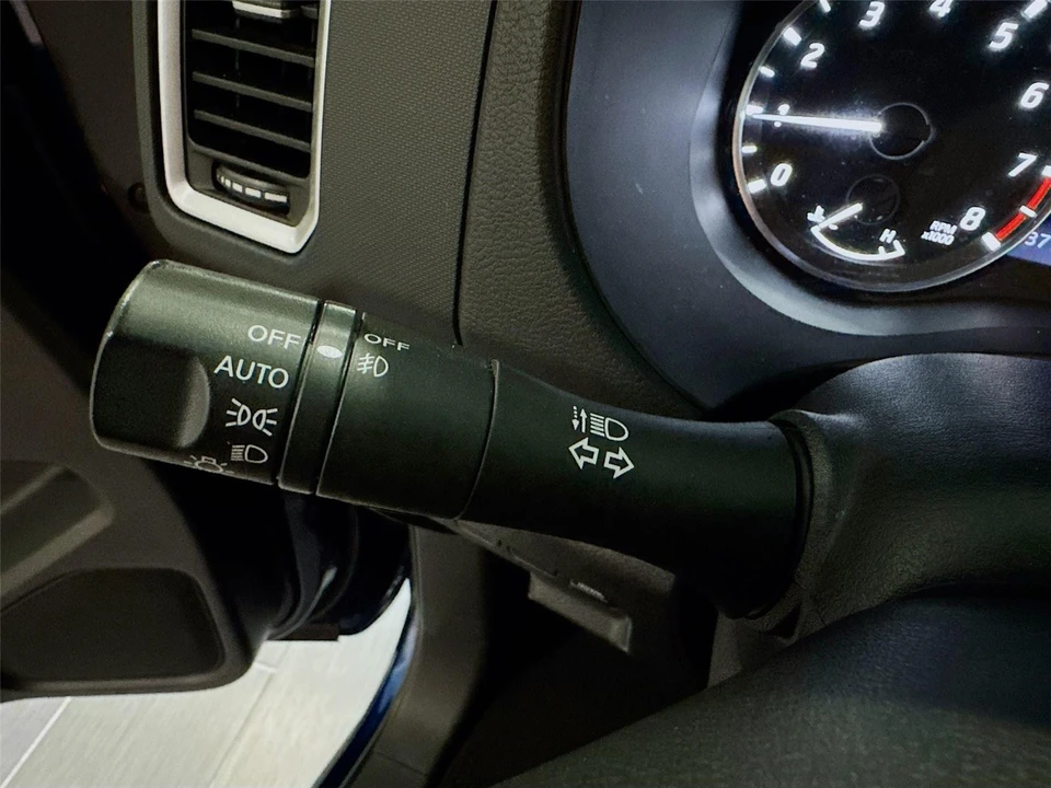 2022 Nissan Frontier 3rd Gen - Image 5 of 21