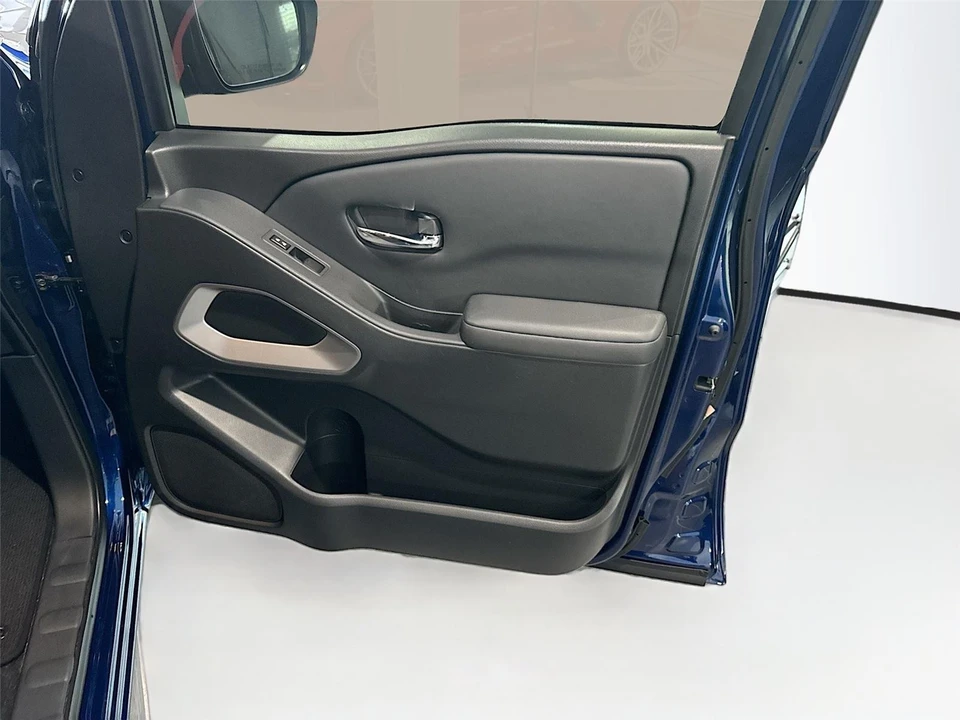 2022 Nissan Frontier 3rd Gen - Image 14 of 16