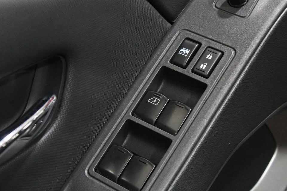 2022 Nissan Frontier 3rd Gen - Image 4 of 20