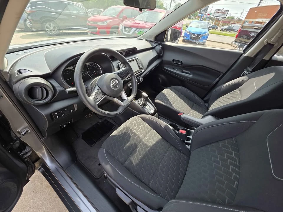 2022 Nissan Kicks - Image 10 of 19