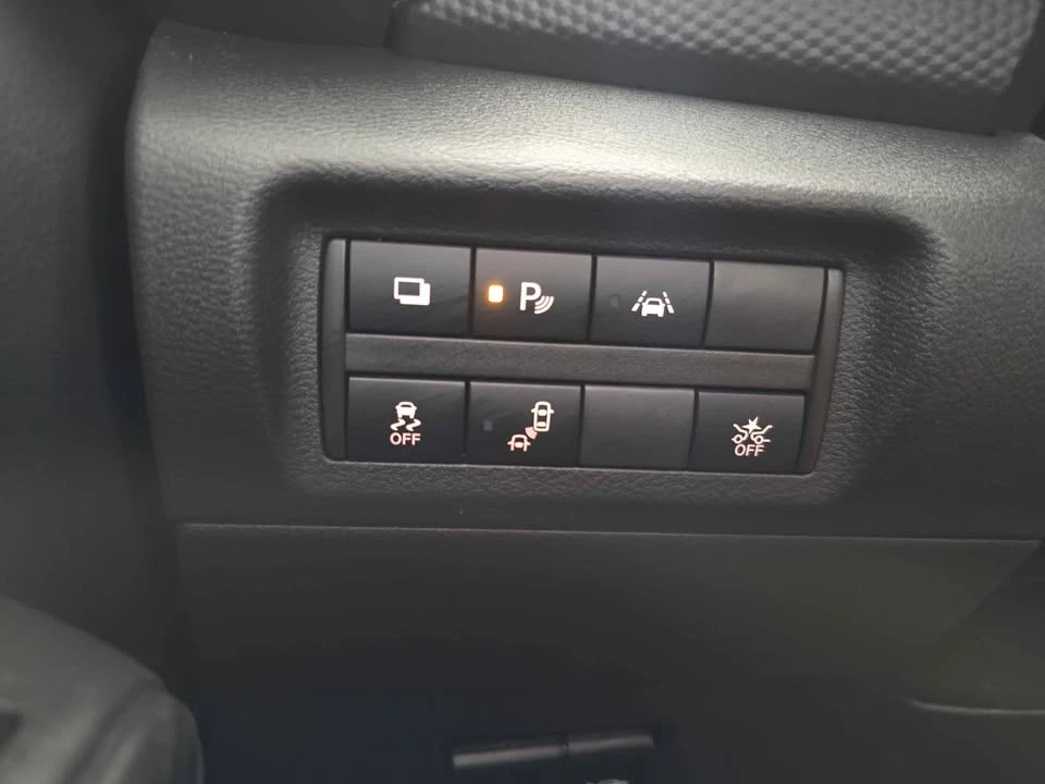 2022 Nissan Kicks - Image 15 of 19