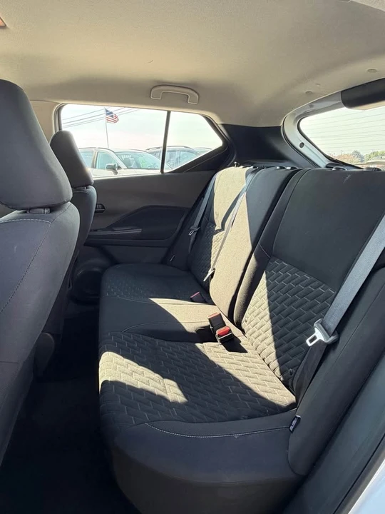 2022 Nissan Kicks - Image 16 of 16