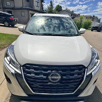2022 Nissan Kicks SV