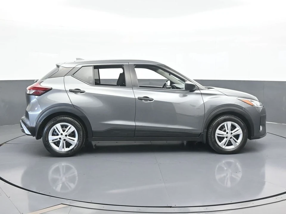 2022 Nissan Kicks - Image 7 of 12