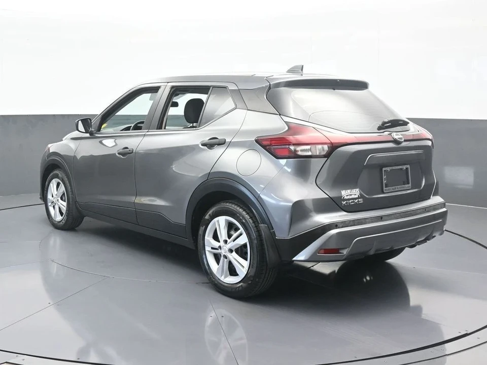 2022 Nissan Kicks - Image 4 of 12