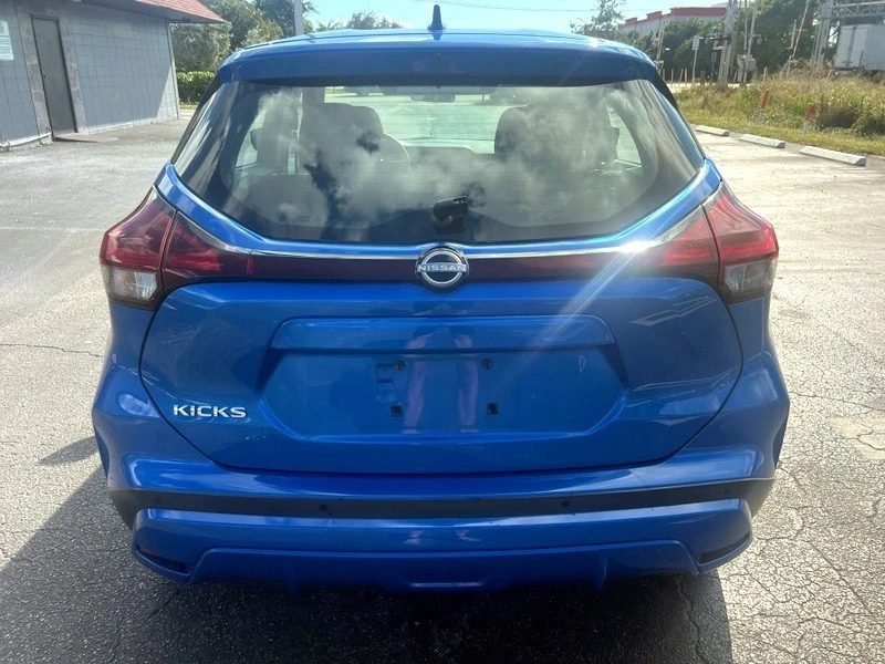 2022 Nissan Kicks - Image 7 of 21