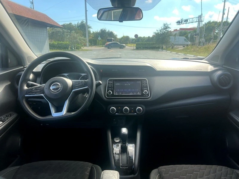 2022 Nissan Kicks - Image 15 of 21