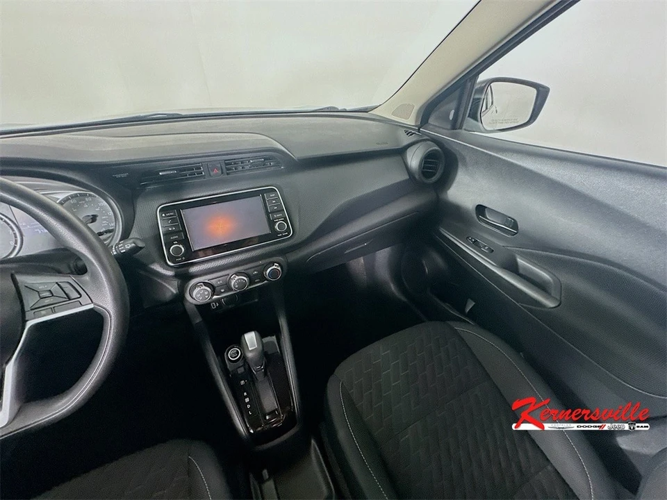 2022 Nissan Kicks - Image 11 of 21