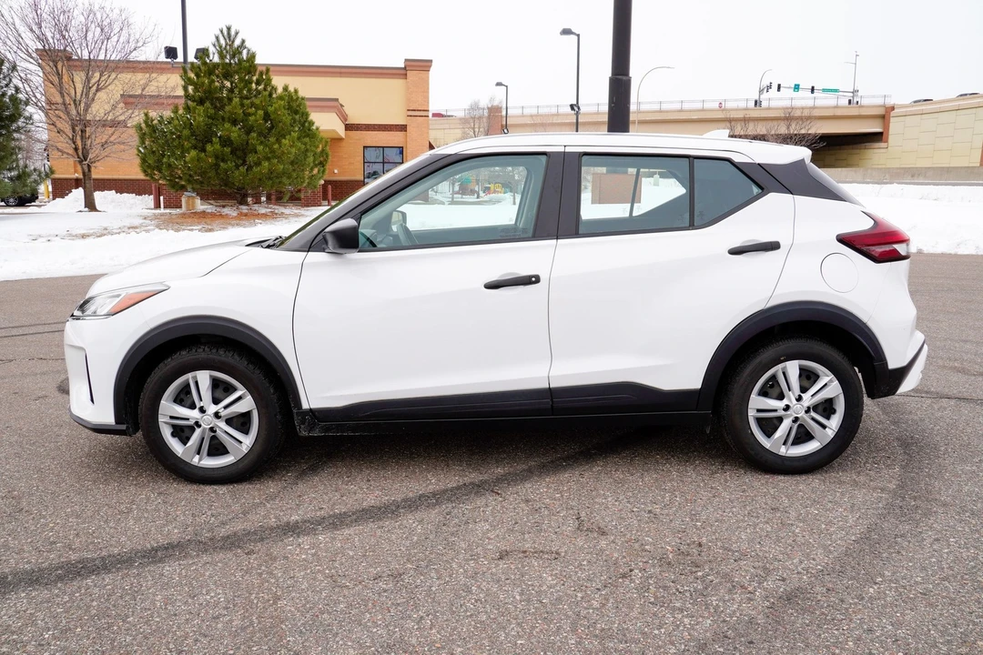 2022 Nissan Kicks - Image 7 of 21