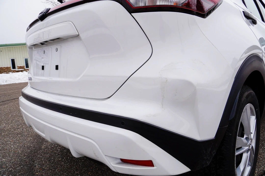 2022 Nissan Kicks - Image 24 of 31