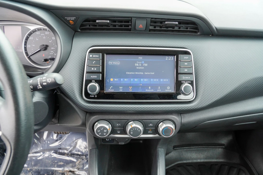2022 Nissan Kicks - Image 13 of 21