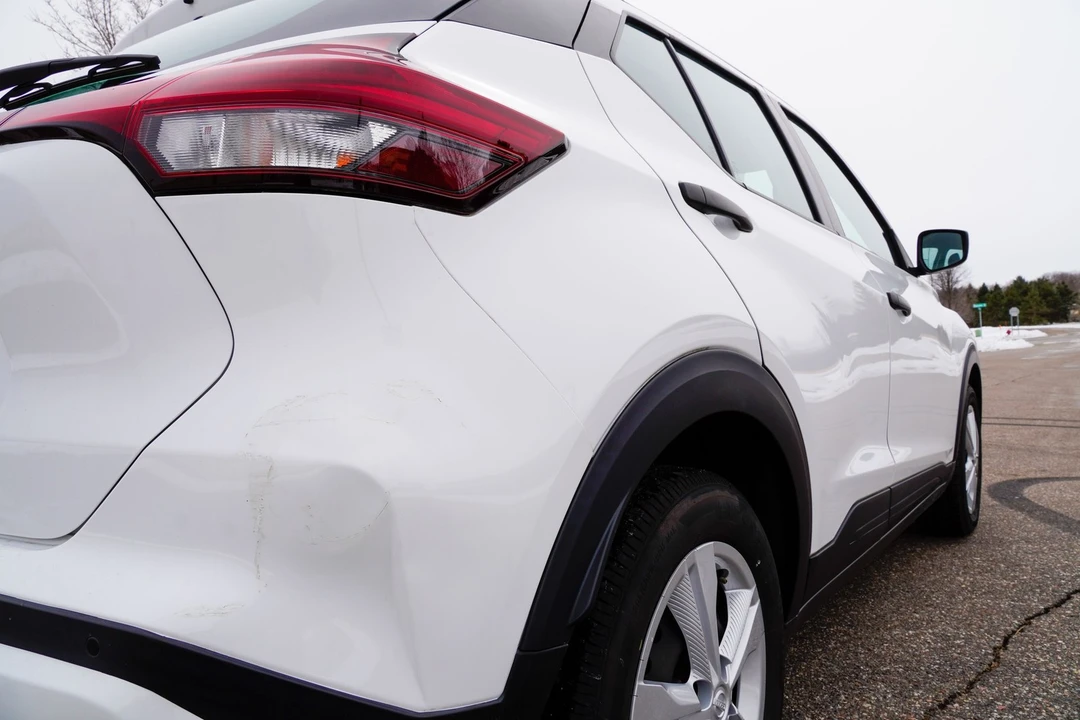 2022 Nissan Kicks - Image 25 of 31