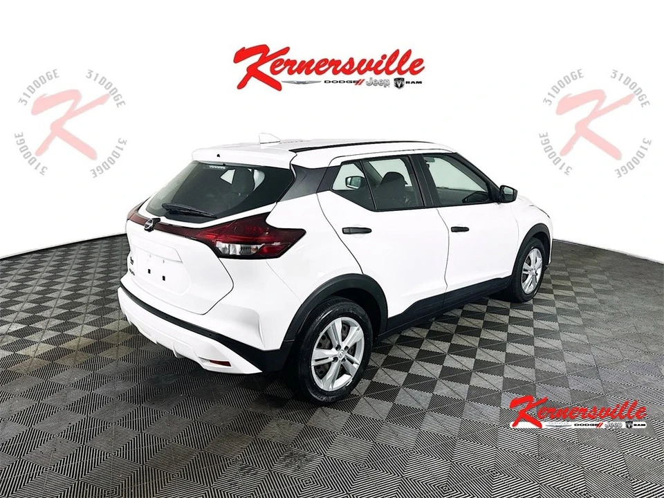 2022 Nissan Kicks - Image 7 of 21