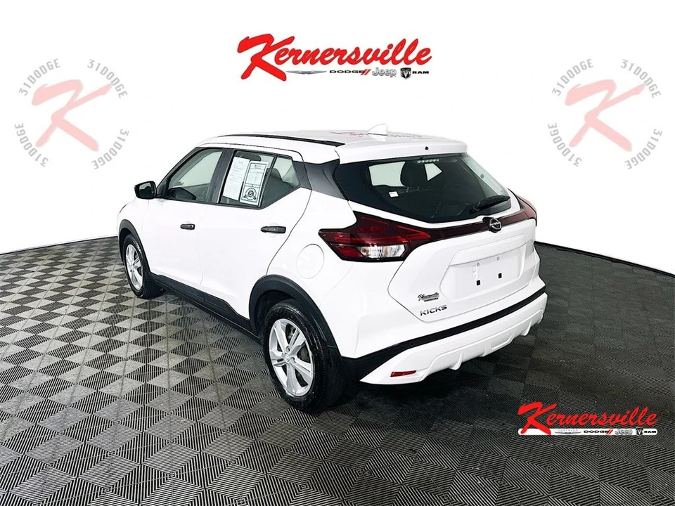 2022 Nissan Kicks - Image 5 of 21
