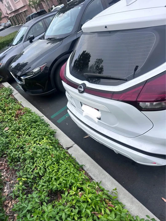 2022 Nissan Kicks - Image 2 of 4