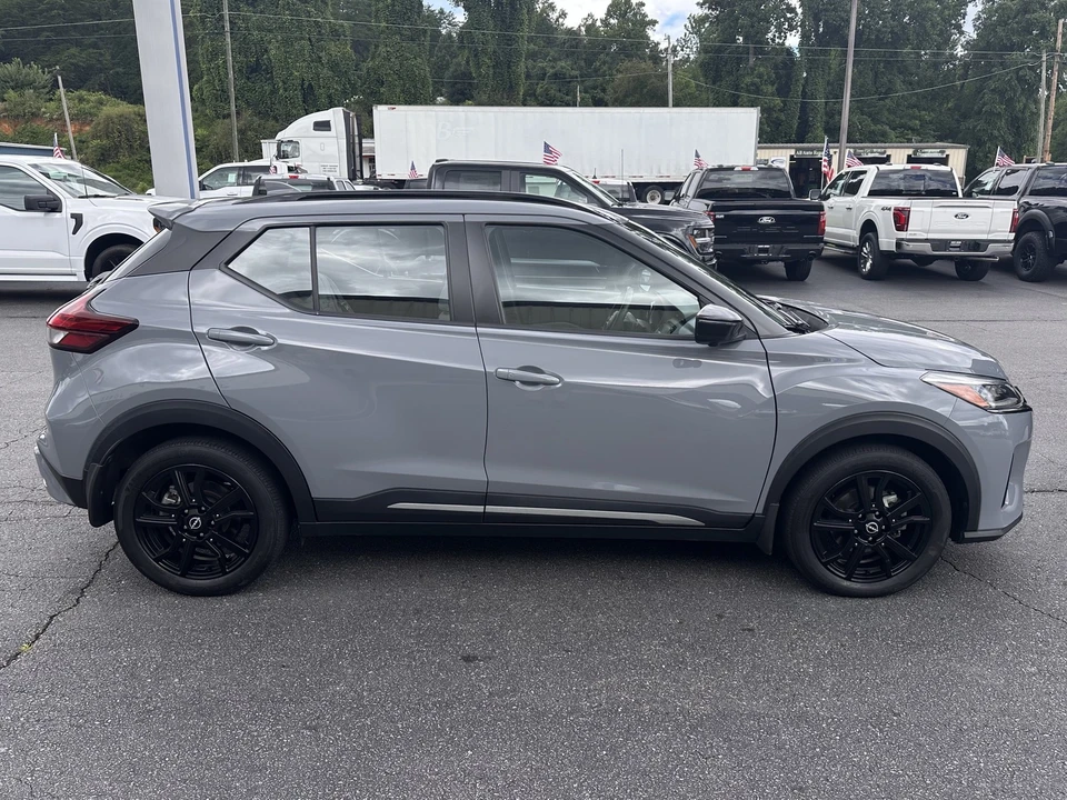 2022 Nissan Kicks - Image 5 of 27