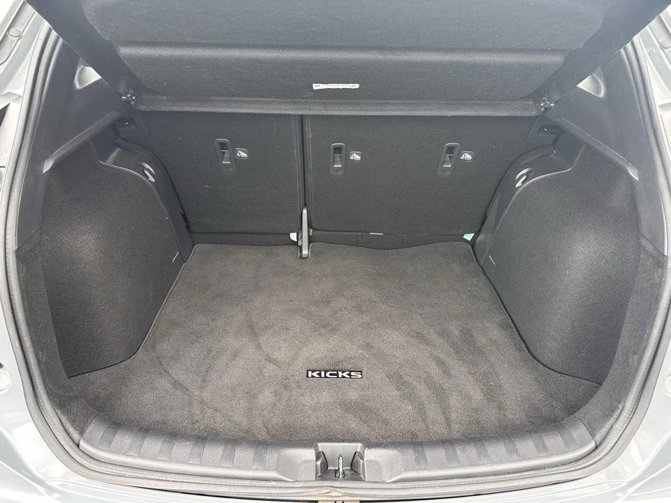 2022 Nissan Kicks - Image 17 of 27