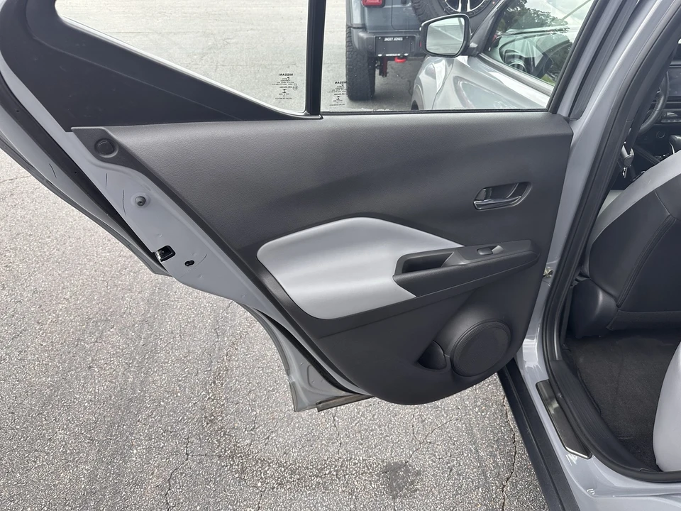 2022 Nissan Kicks - Image 11 of 27