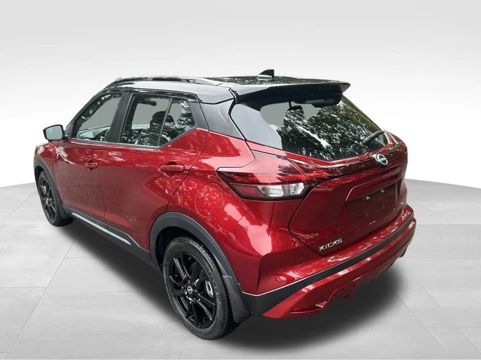 2022 Nissan Kicks - Image 3 of 12