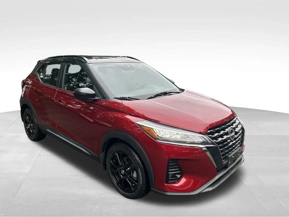 2022 Nissan Kicks - Image 10 of 12
