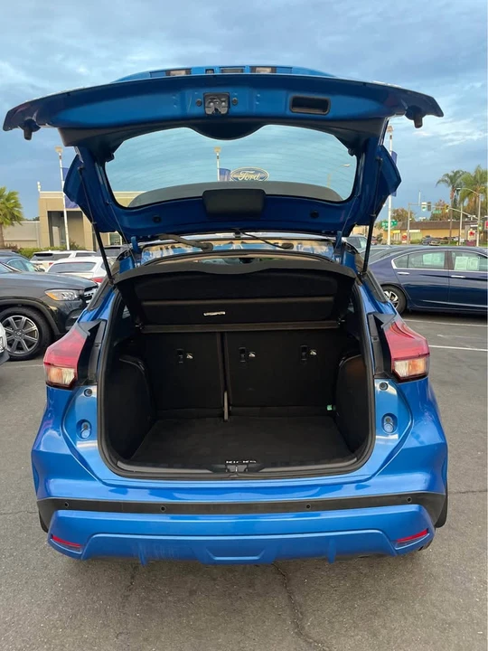 2022 Nissan Kicks - Image 11 of 11
